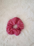 Chouchou Vichy rouge petits coeurs